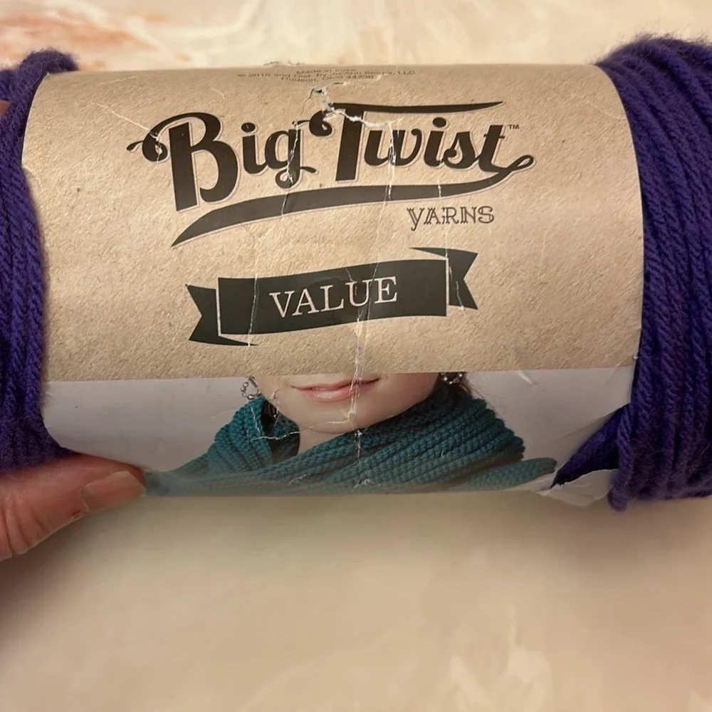 NWT. Assorted Yarn Collection in Multiple Colors - Picture 4 of 11